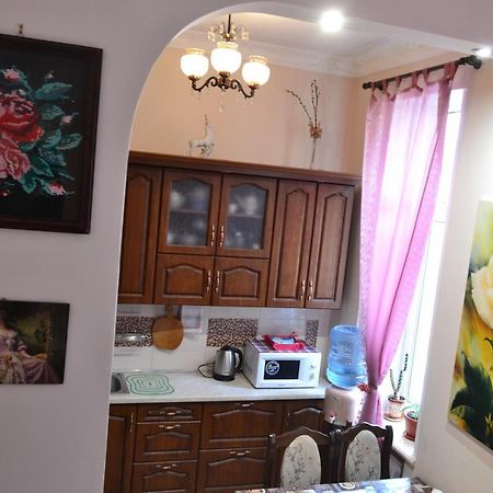 Apartment On Shevchenka Boulevard Ternopil Exterior photo
