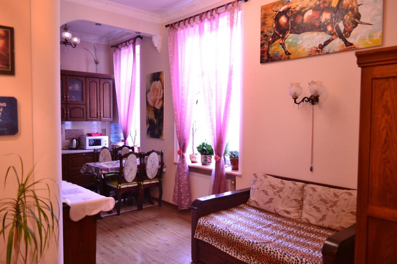 Apartment On Shevchenka Boulevard Ternopil Exterior photo