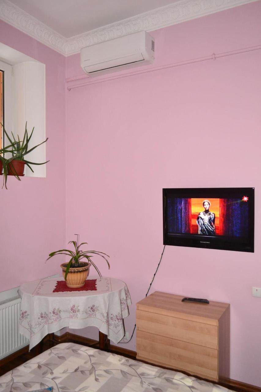 Apartment On Shevchenka Boulevard Ternopil Exterior photo